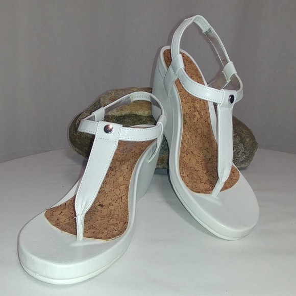 ladies white dress sandals